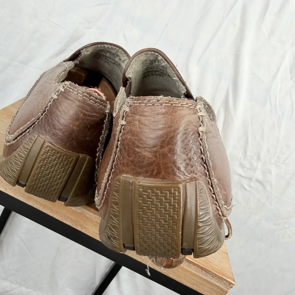 GBX babalu textured Brown leather loafers brown Men's SZ 9.5Driving Mocs Slip On